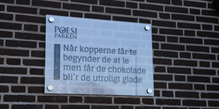 Poesiværk "Når kopperne får te"